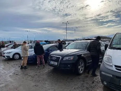 CARBAZAR (карбазар) авторинок на Арена Львів — фото 4