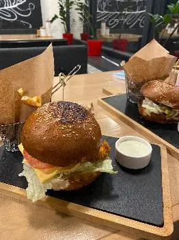 Bronx Pizza Grill & Burger — фото 5