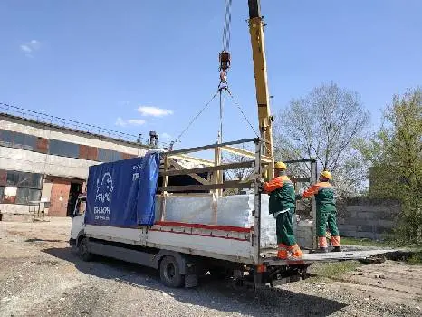 Вантажне таксі БИЗОН Вантажні перевезення Львів Перевезення по Україні Квартирний офісний переїзд Перевезення меблів і речей — фото 3
