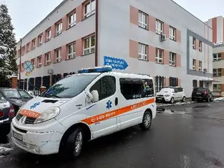 Приватна швидка допомога та перевезення хворих Ambu.com.ua — фото 3