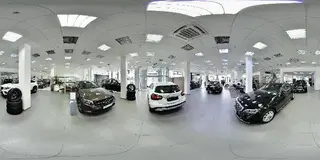 Автоцентр Mercedes-Benz на Городоцькій — фото 2