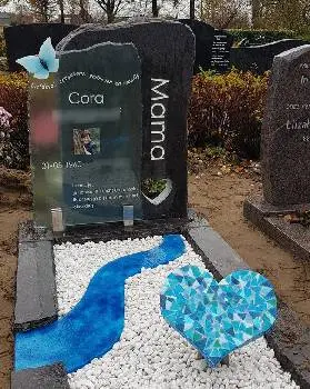 Дім Граніту - пам'ятники з граніту. Виробництво виробів з граніту: памятники, сходи, підвіконня — фото 4