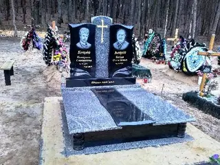 Пам'ятники "remember-me" — фото