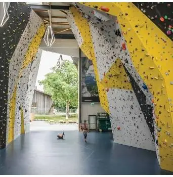 Basement Climbing Gym — фото 4