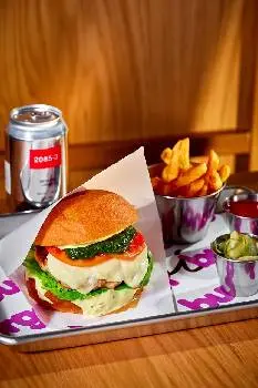 Fami burger — фото 5