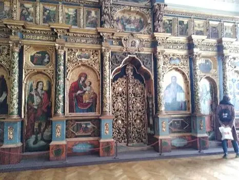 Музей вишиваних ікон та образів отця-доктора Дмитра Блажейовського — фото 5
