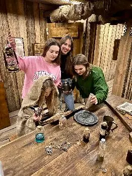 Квест кімнати XROOM, квести і розваги для дітей та дорослих у Львові — фото 3