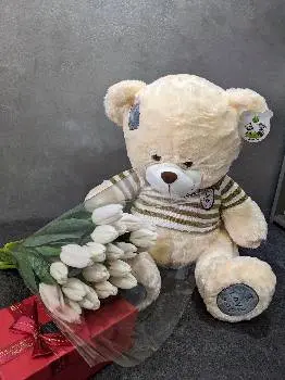 Flowercy — живі квіти, букети, гелієві кульки, повітряні кульки, святковий декор — фото 4