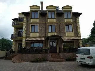 Готель "Баторі" — фото 3