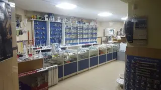 магазин Є САНТЕХНІКА — фото