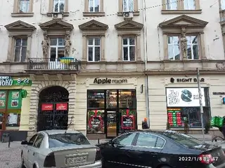 Яблучна кімната — фото