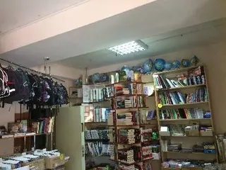 Гуртівня "Школа" книги, канцтовари — фото 2