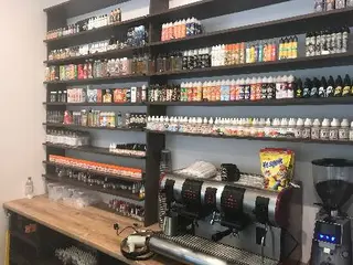 Vapors Vape Shop — фото 4