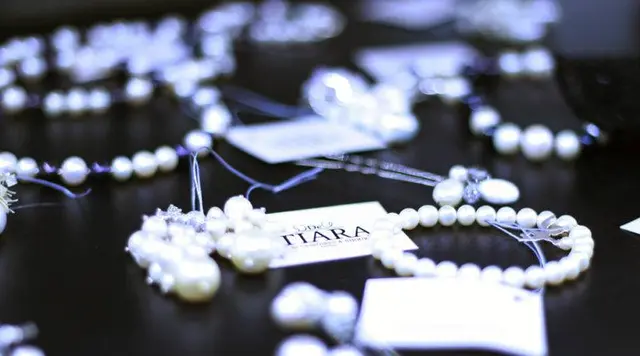De Tiara. Аксесуари та біжутерія. — фото 2