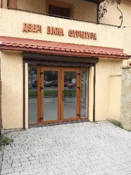 Двері Вікна Фурнітура (ФОП Пона В.Є.) — фото