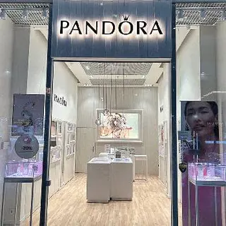 Pandora, магазин ювелірних прикрас — фото
