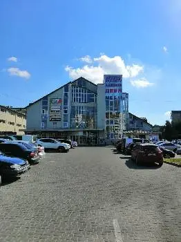 #ZAVOD PARKETU. Laminate & Doors. Магазин на Сихові (Верхній Шувар) — фото