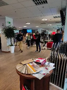 Добра Підлога - ламінат, паркетна дошка, вінілова підлога. Покриття для підлоги. — фото 3