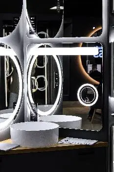 StudioGlass - Львівська Фабрика Дзеркал фірмовий магазин в ТЦ "Марк" м. Львів — фото 5