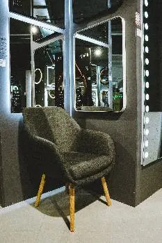 StudioGlass - Львівська Фабрика Дзеркал фірмовий магазин в ТЦ "Три Слони" м. Львів — фото 4