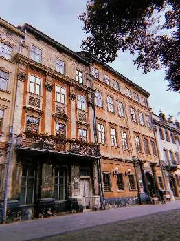 Львівська обласна бібліотека для юнацтва ім. Романа Іваничука — фото 2