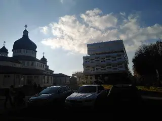 Бібліотека Львівського відділення інституту економіки НАНУ — фото