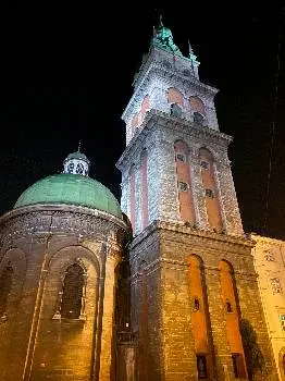 Успенська церква, вежа Корнякта і каплиця трьох Святителів ПЦУ — фото 3