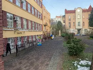 Львівський торговельно-економічний університет — фото 2