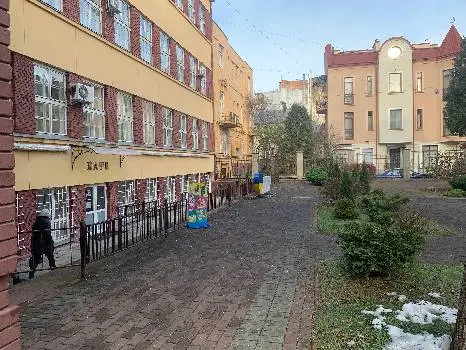 Львівський торговельно-економічний університет — фото 2