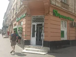 Банк ПриватБанк — фото 4