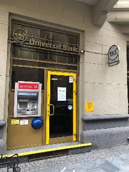 Універсал Банк — фото