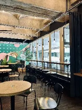 Хліб з маслом coffee shop — фото
