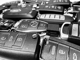 Виготовлення автоключів, дублікати ключів, програмування — фото