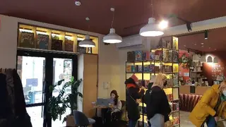 Книгарня-кав’ярня Старого Лева — фото 3