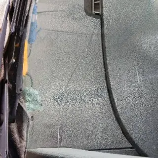 "Save Glass" Ремонт тріщин та сколів лобового скла, поліровка скла — фото 2