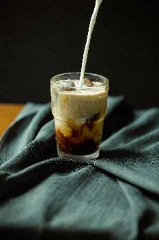 Prostir.coffee кав'ярня біля міського озера — фото 2