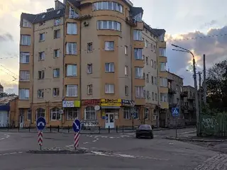 АЛКОМЕДФРАНК – Приватний Наркологічний Центр лікування від алкоголізму Івано-Франківськ, кодування, підшивка, крапельниця — фото