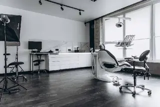 Стоматологічна клініка - FrankoLab Dental Clinic — фото