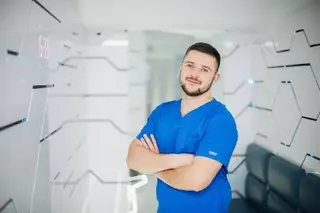Хірург-проктолог Онкохірург Попович І.І. — фото