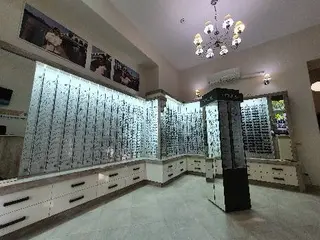Оптика Переселенця — фото
