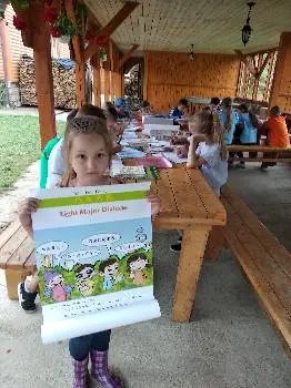 Iryna Lazaruk. Курси китайської мови. Дитячий мовний табір. Smart Summer Camp — фото