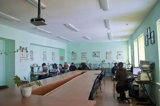 Ліцей №6 імені Івана Ревчука м. Івано-Франківська — фото 3