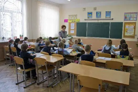 Івано-Франківська загальноосвітня школа І-ІІІ ступенів № 3 — фото 2