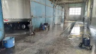 Мийка вантажних автомобілів причіпів автобусів SERVICE TIR — фото 3