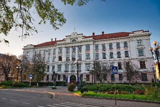 Івано-Франківське обласне управління юстиції — фото 2