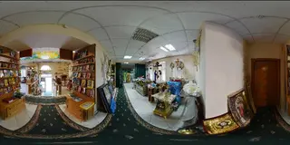 Обрядова галерея "Світлиця", церковна крамниця — фото