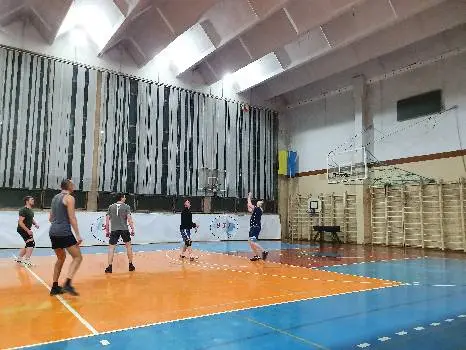 Спорткомплекс ІФНТУНГ — фото 2