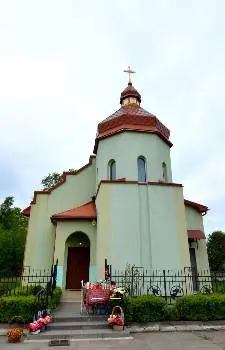 Ритуальні послуги / Ритуальний будинок при Храмі Свв Варвари і Сави — фото