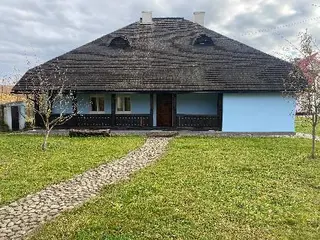 БАТЬКІВЩИНА БАНДЕРИ, МУЗЕЙ — фото