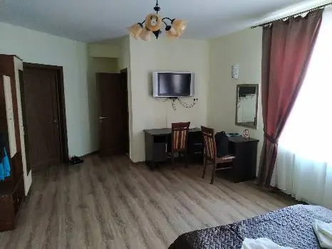 Готель Карпати — фото 3